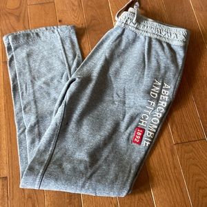 Men’s Abercrombie & Fitch Sweatpants Size Medium
